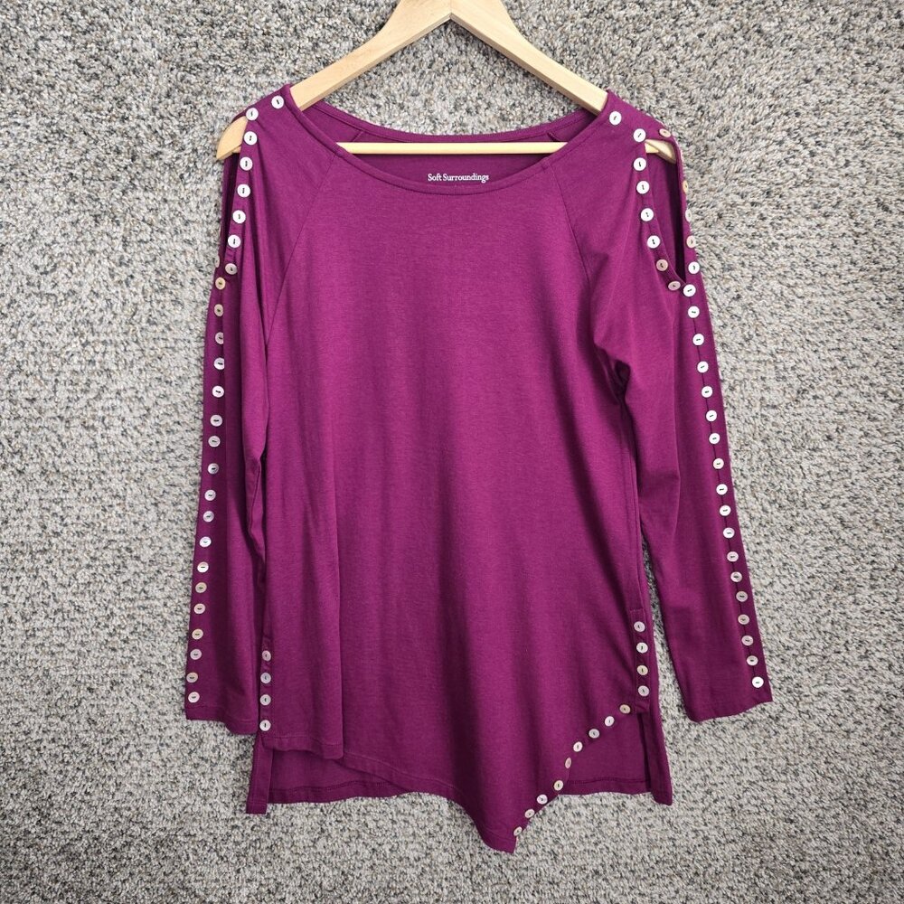 Soft Surroundings Top Womens Purple Scoop Neck Button Accent Cold Shoulder Tee‎